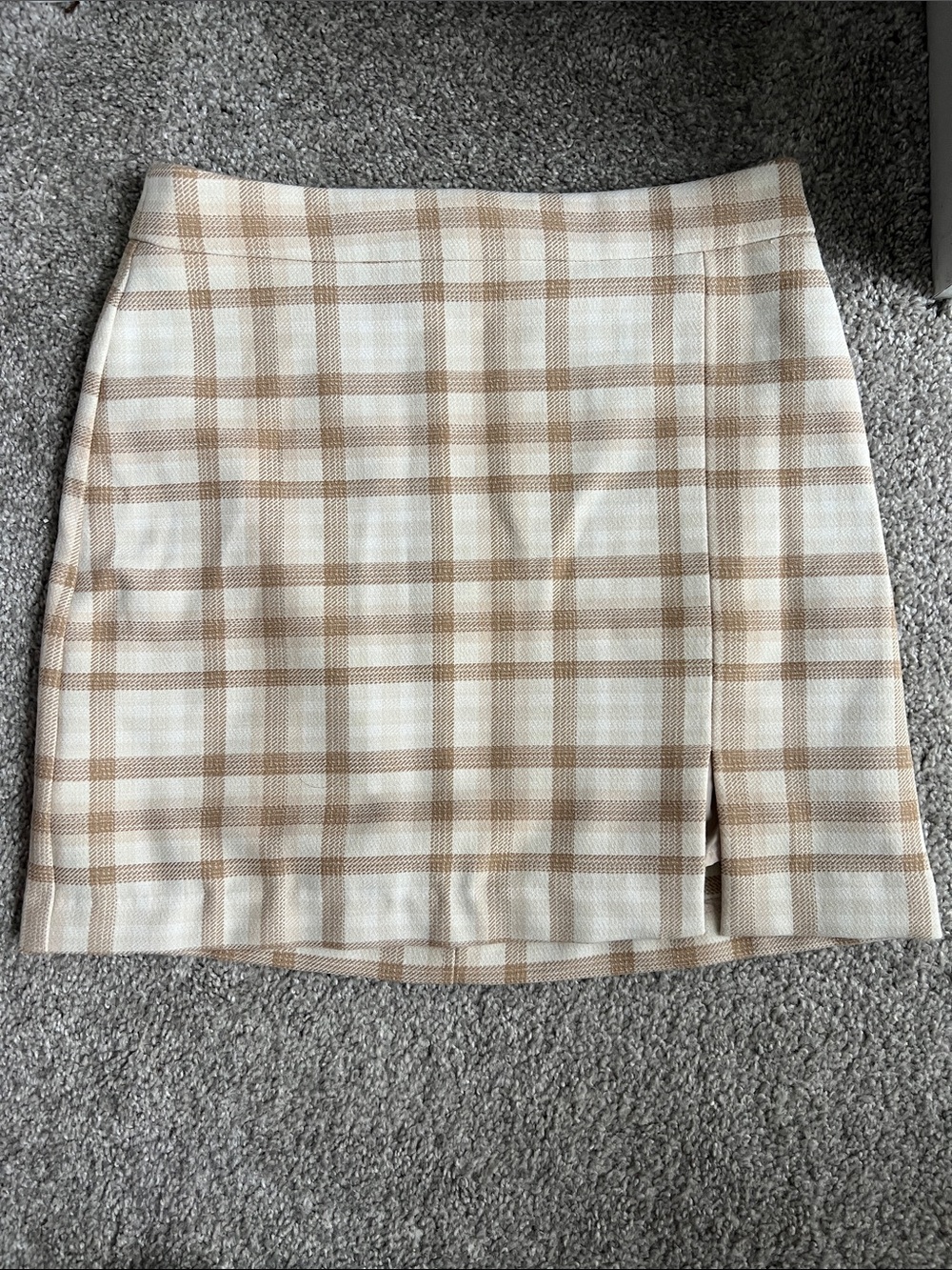 Wilfred Plaid Mini Skirt in Cream and Tan